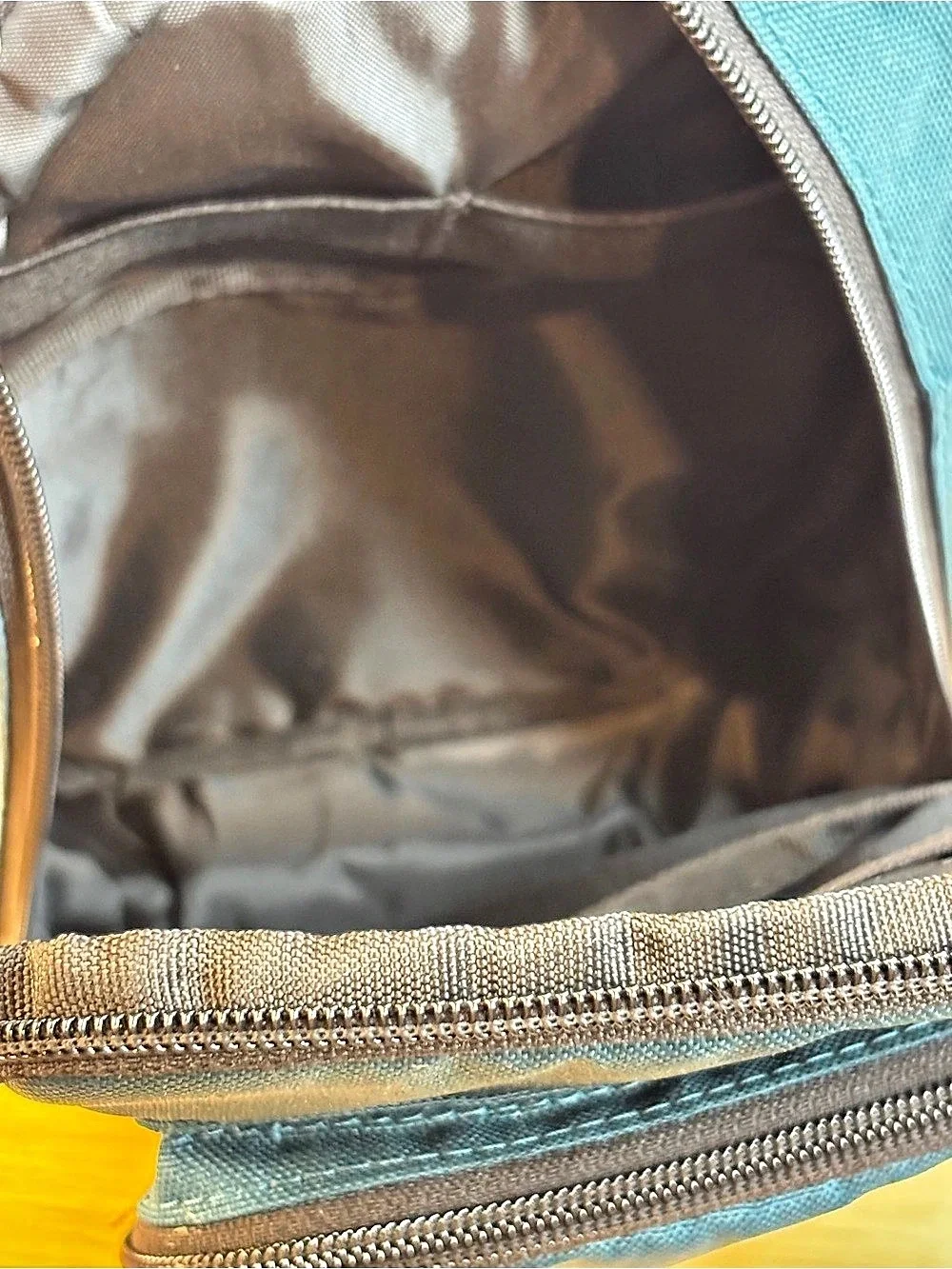 Carhartt utility crossbody